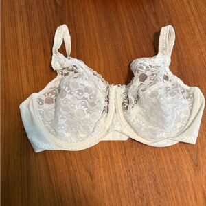 Vintage Vanity Fair Lace Underwire Bra - White 38D EUC